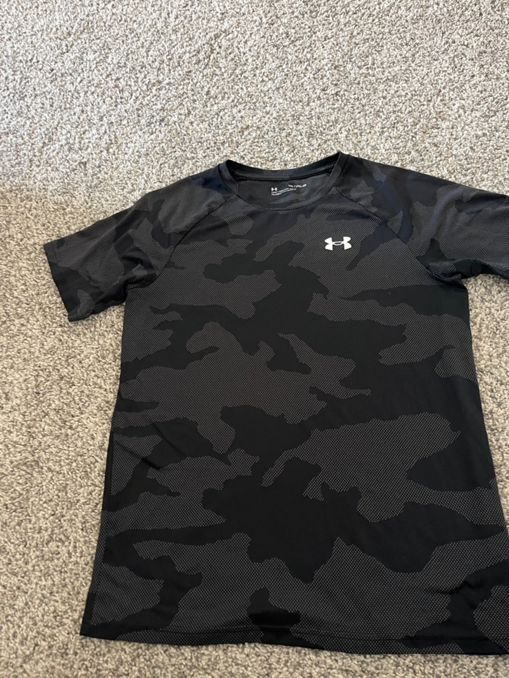 Under Armour Black Camo Short Sleeve Performance Tee- YXL